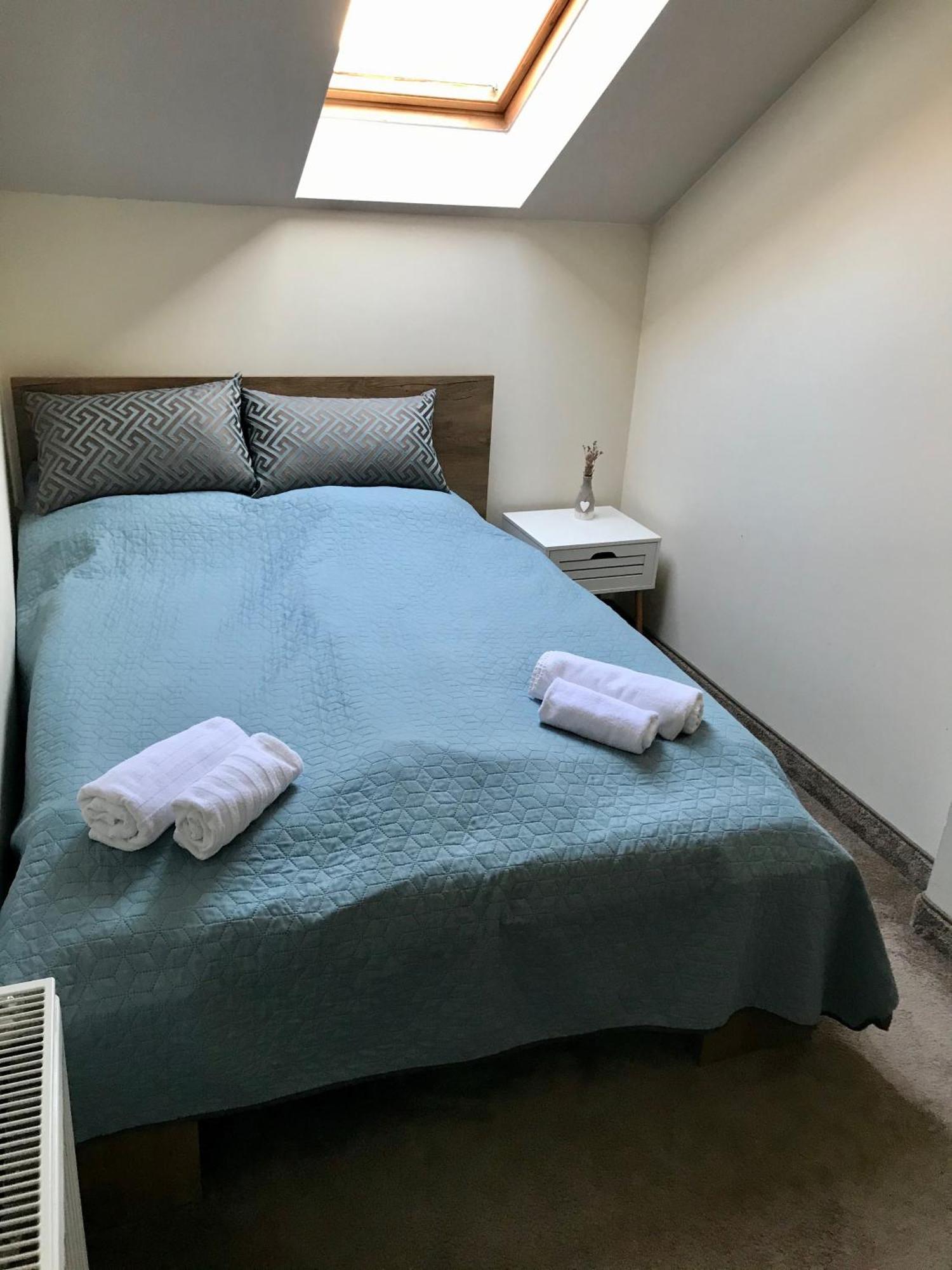 Bed & Breakfast Sempre Etterem Es Panzio *